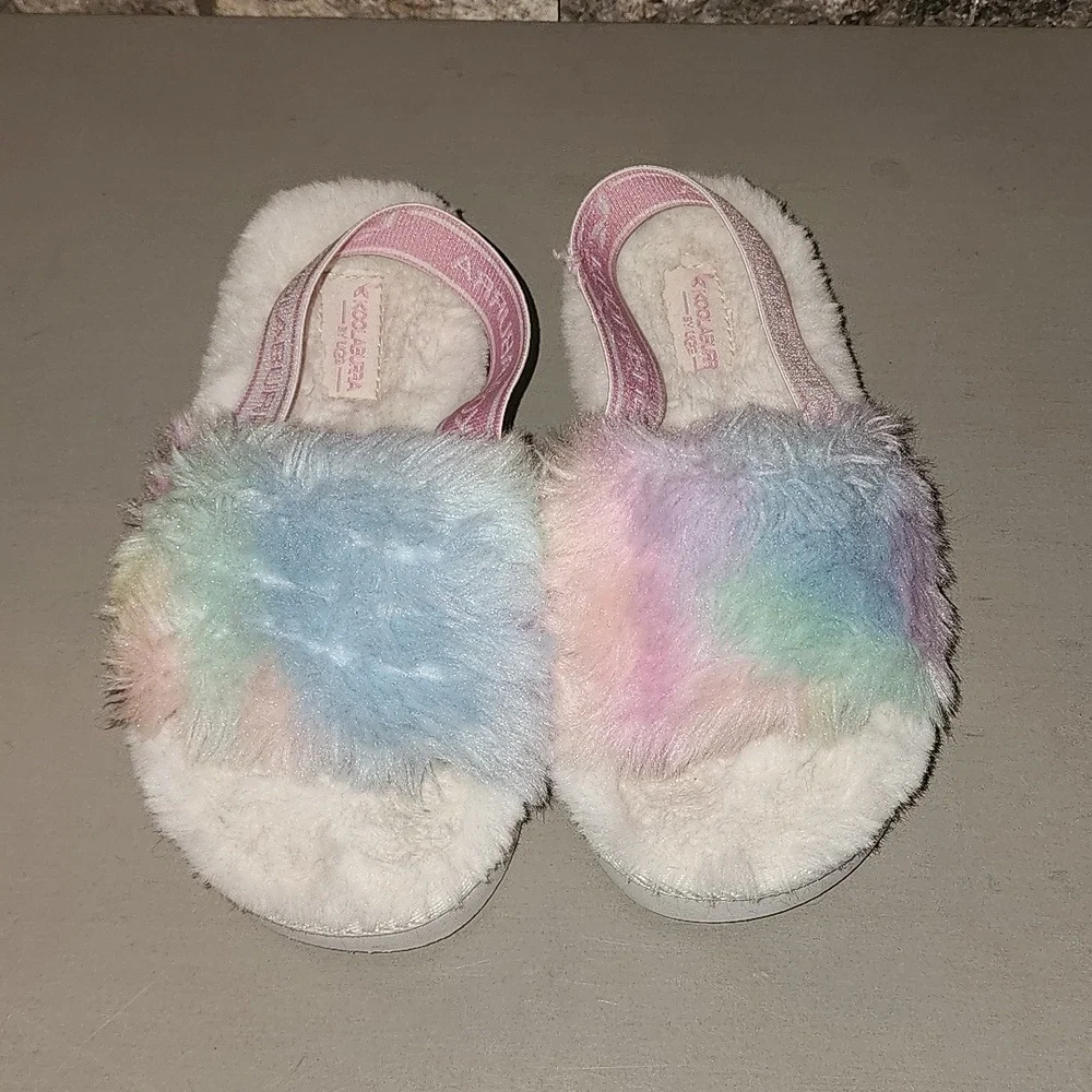 Koolaburra by UGG Kids Rainbow Fluffy Slippers